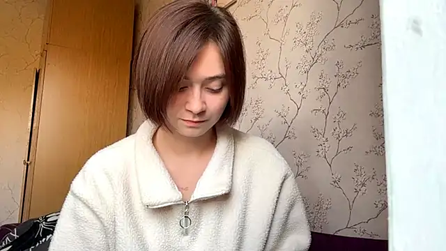 Snapshot of FrancesSoran chatting on October 18, 2025, 12:28 pm FrancesSoran online show from October 18, 2025, 12:28 pm