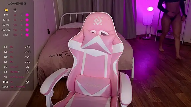 Snapshot of ShayLisse chatting on November 27, 2025, 3:41 am ShayLisse online show from November 27, 2025, 3:41 am