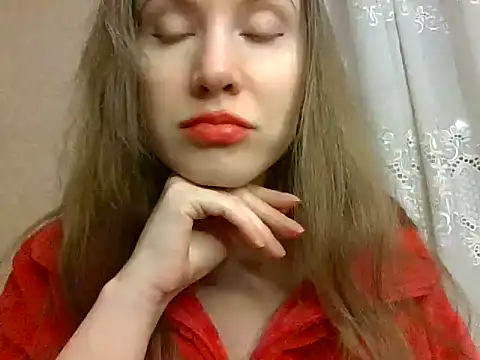 Snapshot of Lynirina chatting on March 1, 2026, 10:56 pm Lynirina online show from March 1, 2026, 10:56 pm