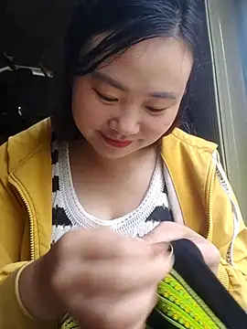 pi-pi-00 online show from October 7, 2025, 2:53 am