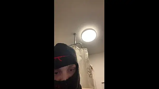 Snapshot of MolleDolle chatting on February 10, 2026, 9:08 pm MolleDolle online show from February 10, 2026, 9:08 pm