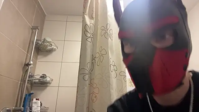 Snapshot of MolleDolle chatting on March 7, 2026, 12:24 pm MolleDolle online show from March 7, 2026, 12:24 pm