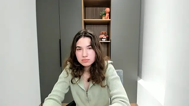 AmmieGerber online show from October 7, 2025, 5:04 am