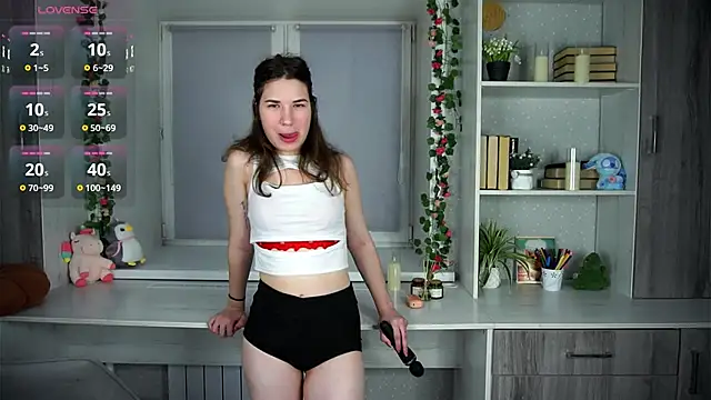 AmmieGerber online show from November 18, 2025, 1:33 am