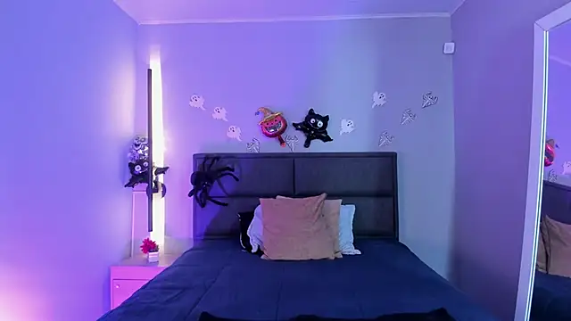 rose more   online show from October 21, 2025, 12:17 pm