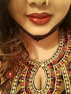 Beauty Queen Soniya online show from January 13, 2026, 3:39 pm