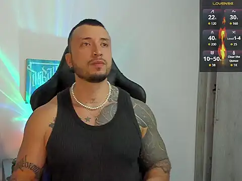 Snapshot of Dave-Max01 chatting on October 22, 2025, 1:17 am Dave-Max01 online show from October 22, 2025, 1:17 am