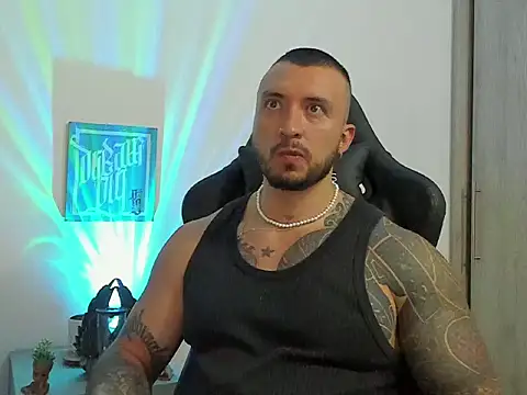 Snapshot of Dave-Max01 chatting on October 30, 2025, 12:56 am Dave-Max01 online show from October 30, 2025, 12:56 am