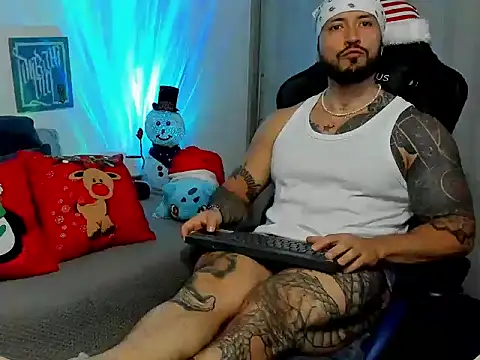 Snapshot of Dave-Max01 chatting on December 2, 2025, 2:34 pm Dave-Max01 online show from December 2, 2025, 2:34 pm