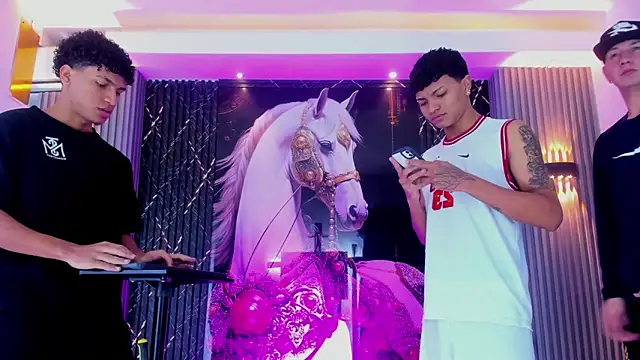  Gods of Olympus  online show from December 5, 2025, 4:43 am