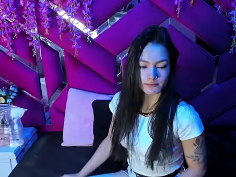 Gisell Squirt  online show from November 11, 2025, 12:16 pm