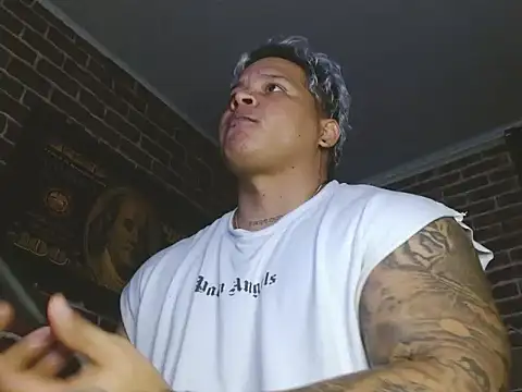 jordan bigcock  online show from October 12, 2025, 2:21 am