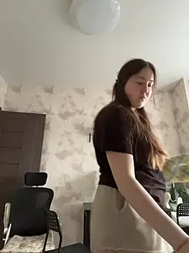 Charming hamster  online show from January 6, 2026, 11:03 am