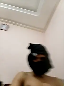 latarak321 online show from November 12, 2025, 12:05 pm