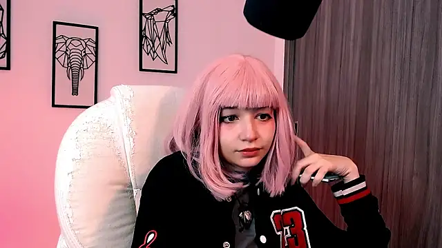 EmuOtori online show from October 9, 2025, 11:41 am