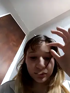 Snapshot of EmuOtori chatting on February 21, 2026, 1:12 pm EmuOtori online show from February 21, 2026, 1:12 pm