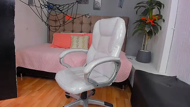 Vannelope bigboobs online show from October 21, 2025, 12:55 am