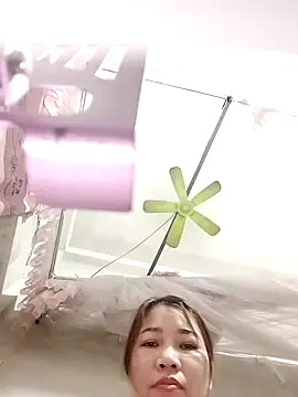 ladzy sexy online show from March 18, 2026, 11:08 pm