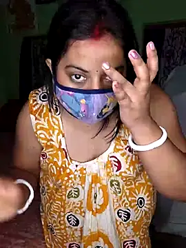 Snapshot of MAGGO-11 chatting on November 25, 2025, 7:47 pm MAGGO-11 online show from November 25, 2025, 7:47 pm