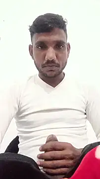 Snapshot of BiggerDickGuy chatting on January 18, 2026, 7:39 pm BiggerDickGuy online show from January 18, 2026, 7:39 pm