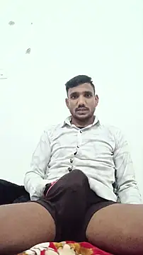 Snapshot of BiggerDickGuy chatting on February 1, 2026, 4:33 am BiggerDickGuy online show from February 1, 2026, 4:33 am