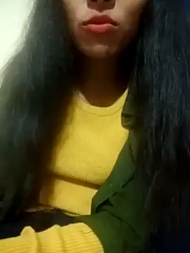 Snapshot of Mahi677 chatting on December 3, 2025, 3:47 am Mahi677 online show from December 3, 2025, 3:47 am