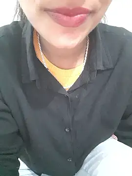 Snapshot of Mahi677 chatting on January 13, 2026, 4:29 am Mahi677 online show from January 13, 2026, 4:29 am