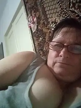 Snapshot of MilaCold5443 chatting on May 21, 2026, 7:32 pm MilaCold5443 online show from May 21, 2026, 7:32 pm