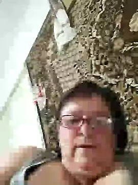 Snapshot of MilaCold5443 chatting on May 25, 2026, 5:41 pm MilaCold5443 online show from May 25, 2026, 5:41 pm
