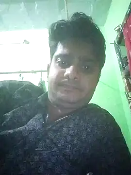 vermaankit0 online show from November 1, 2025, 1:35 pm