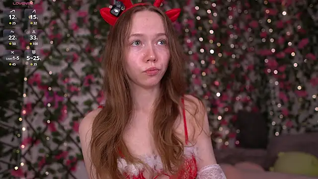 Petite Polly online show from December 20, 2025, 6:04 pm