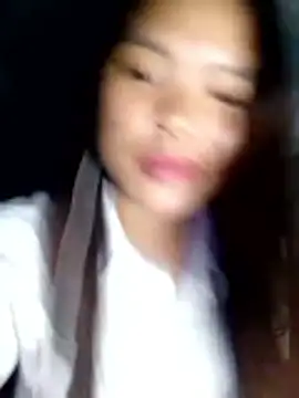 hello-cute online show from November 8, 2025, 5:23 pm