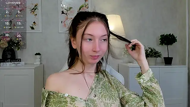 try love  online show from October 13, 2025, 9:20 am