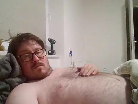 czechguy online show from October 17, 2025, 8:55 pm