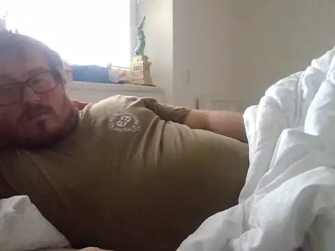 czechguy online show from November 9, 2025, 10:46 am