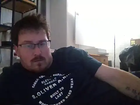 czechguy online show from December 14, 2025, 4:34 pm