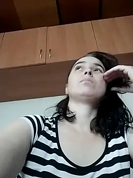 Snapshot of Ella-433 chatting on December 20, 2025, 9:16 am Ella-433 online show from December 20, 2025, 9:16 am