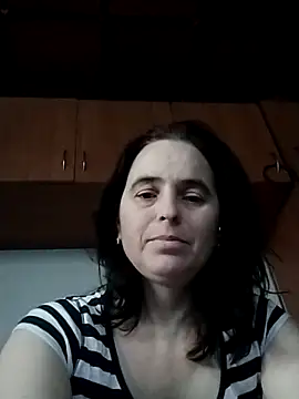 Snapshot of Ella-433 chatting on January 17, 2026, 2:55 pm Ella-433 online show from January 17, 2026, 2:55 pm