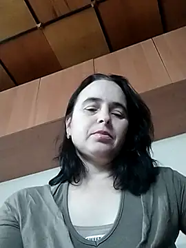 Snapshot of Ella-433 chatting on February 17, 2026, 9:28 am Ella-433 online show from February 17, 2026, 9:28 am