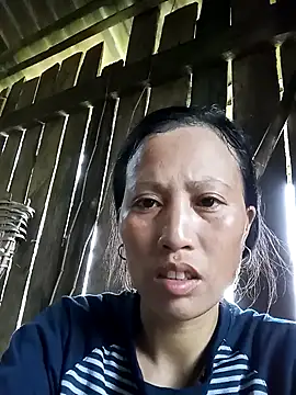 jerry-xx online show from November 9, 2025, 1:15 am