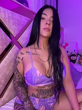 Snapshot of Kiity- chatting on November 8, 2025, 4:34 am Kiity- online show from November 8, 2025, 4:34 am