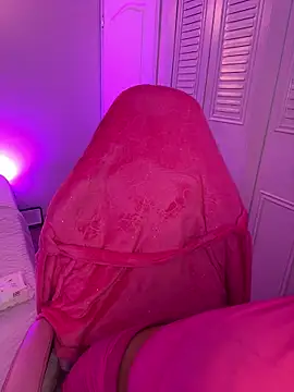 Snapshot of Kiity- chatting on November 13, 2025, 11:14 pm Kiity- online show from November 13, 2025, 11:14 pm