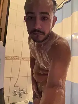 Snapshot of grinbergg chatting on February 21, 2026, 1:39 am grinbergg online show from February 21, 2026, 1:39 am