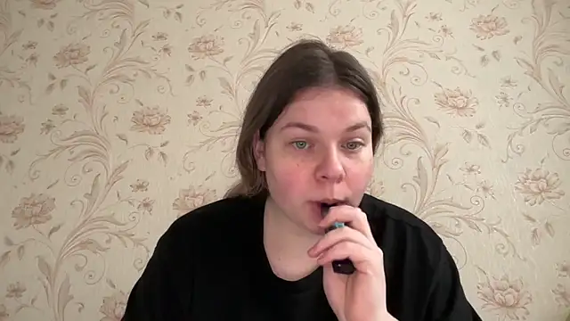 Crave Elise online show from October 26, 2025, 6:19 am