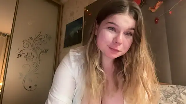 Crave Elise online show from November 11, 2025, 12:54 am