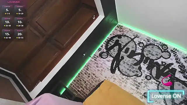 Snapshot of SaadyDeepAss chatting on November 28, 2025, 2:09 pm SaadyDeepAss online show from November 28, 2025, 2:09 pm