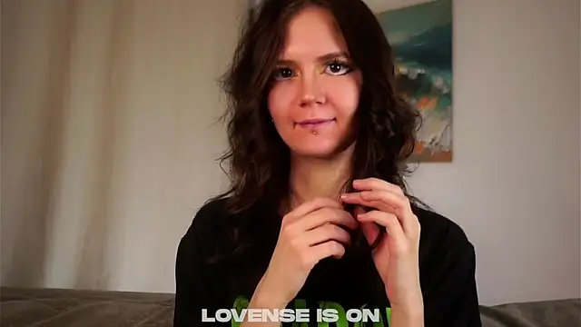 Snapshot of MarcyFrazee chatting on November 9, 2025, 1:48 am MarcyFrazee online show from November 9, 2025, 1:48 am