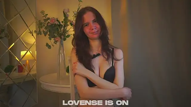 Snapshot of MarcyFrazee chatting on December 2, 2025, 3:23 am MarcyFrazee online show from December 2, 2025, 3:23 am