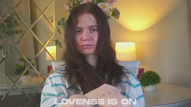 Snapshot of MarcyFrazee chatting on December 3, 2025, 1:57 am MarcyFrazee online show from December 3, 2025, 1:57 am