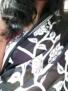 Janu-hasena online show from November 3, 2025, 7:04 pm